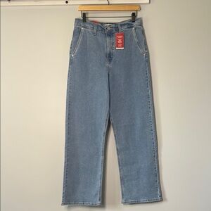 Levi Strauss Blue Straight Leg Jeans Classic Style